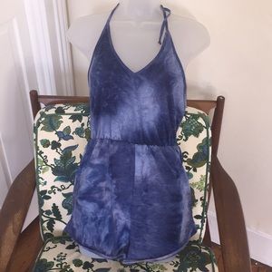 ❤️Open Back Halter Top Romper 💗🌴☀️